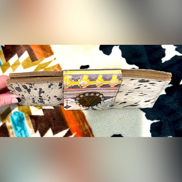 NWT Keep It Gypsy Gray Cowhide & Desert Aztec Leather Walket - Picture 4 of 14